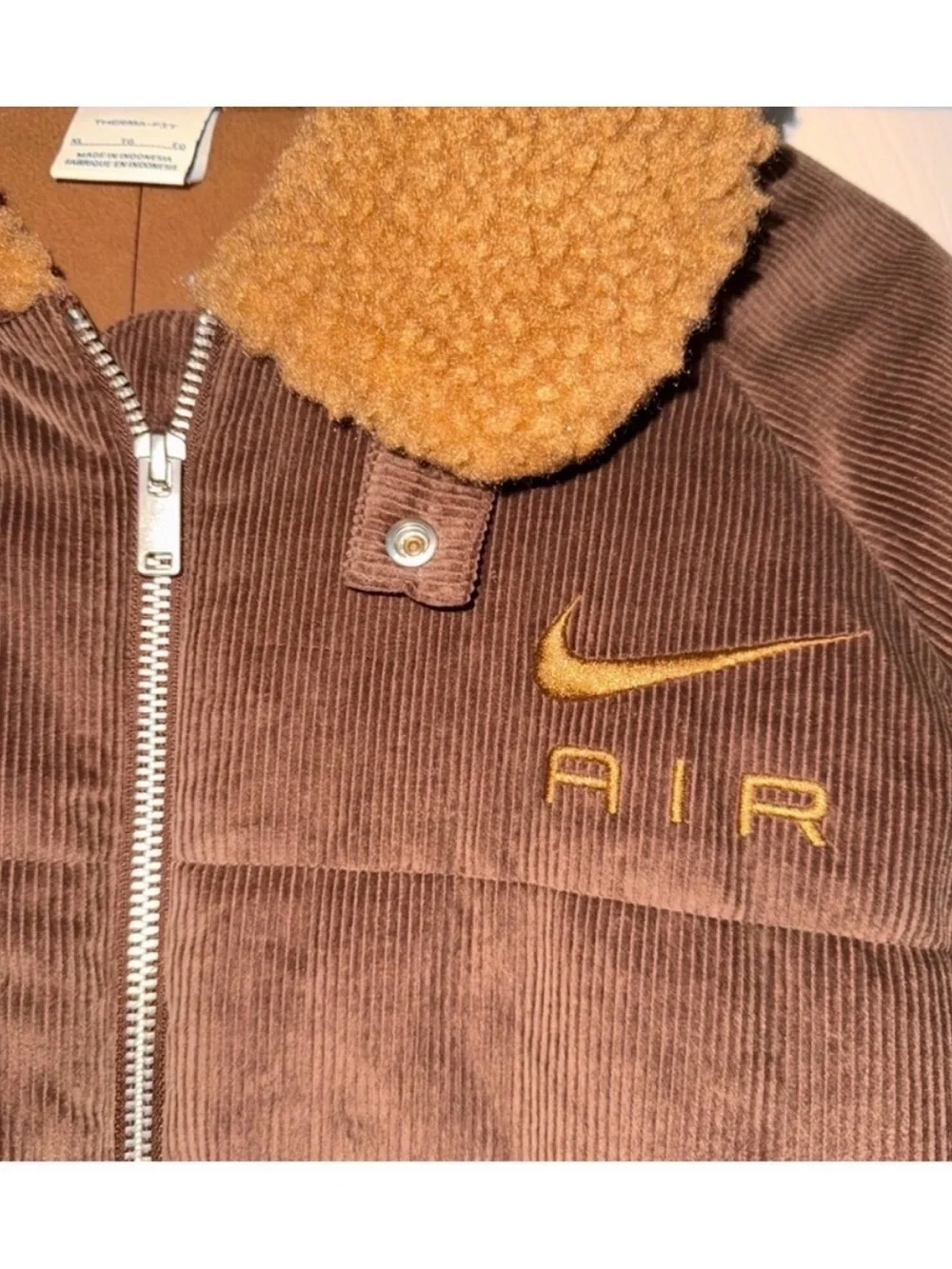Nike add tag